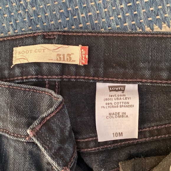 Womens LEVI’S DEEP Indigo Blue 5 pocket Jean, Bootcut, Amazing Color! Size 10M❤️ - Picture 4 of 9